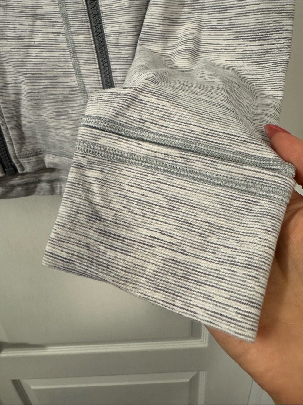 Lululemon Heathered Light Gray and White Define Jacket - Picture 7 of 16